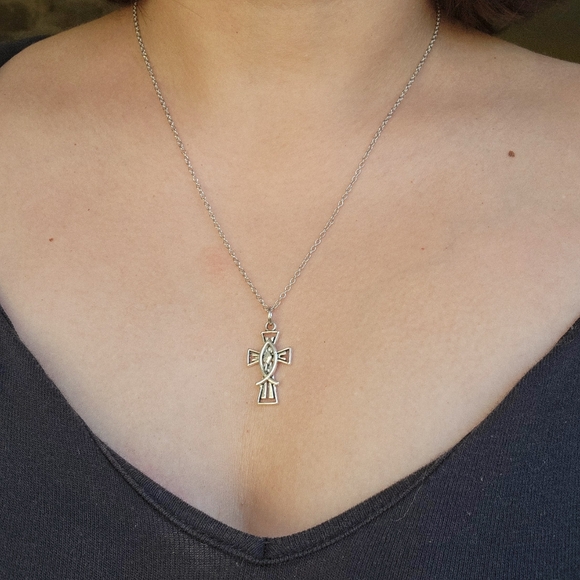Classic Cross Silver Dainty Ichthys Ichthus Fish Necklace - Picture 4 of 6